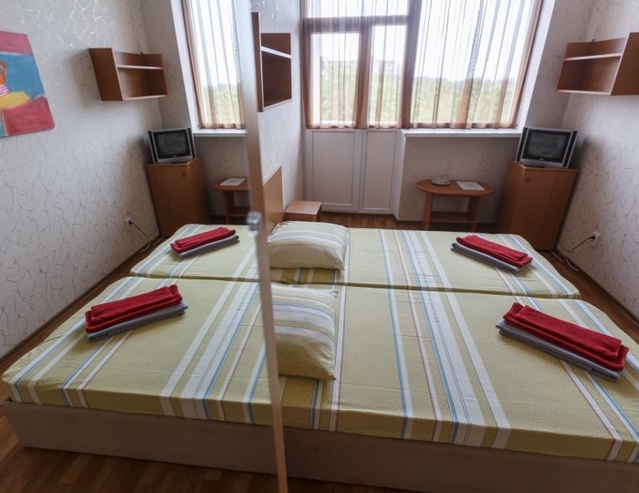 2 категория Стандарт 2-местный - Пансионат «Южный» Николаевка